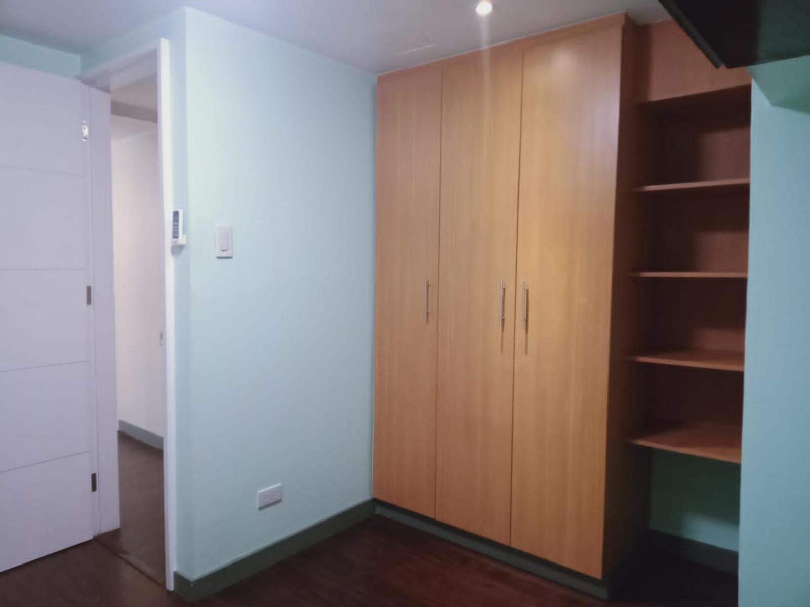 2 Bedrooms Units Forbes Area 5Th Avenue Bgc Center Манила Экстерьер фото