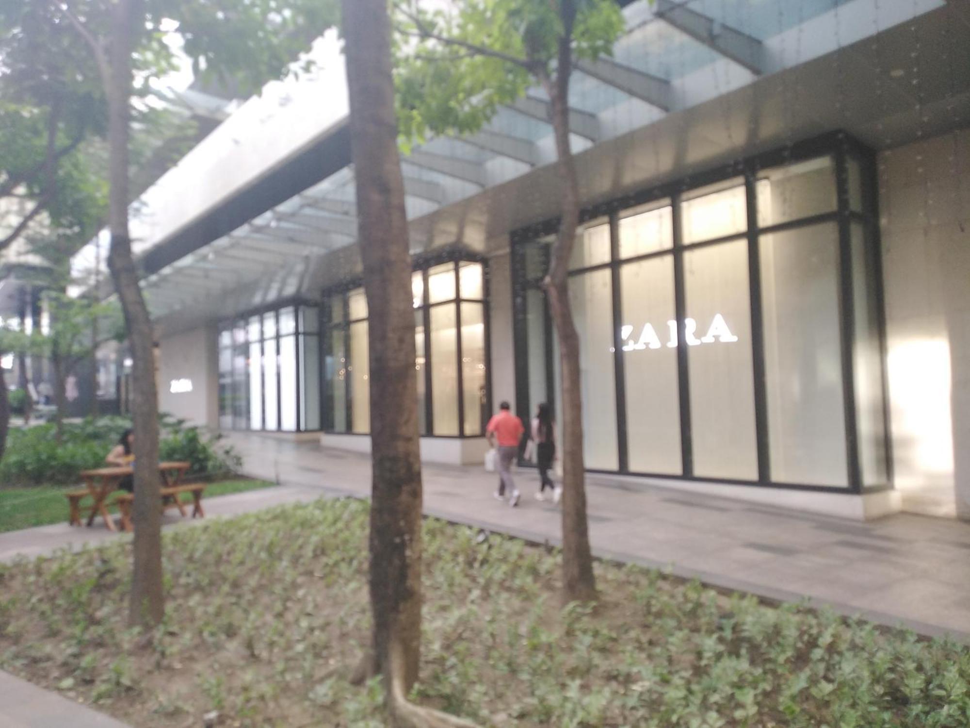 2 Bedrooms Units Forbes Area 5Th Avenue Bgc Center Манила Экстерьер фото