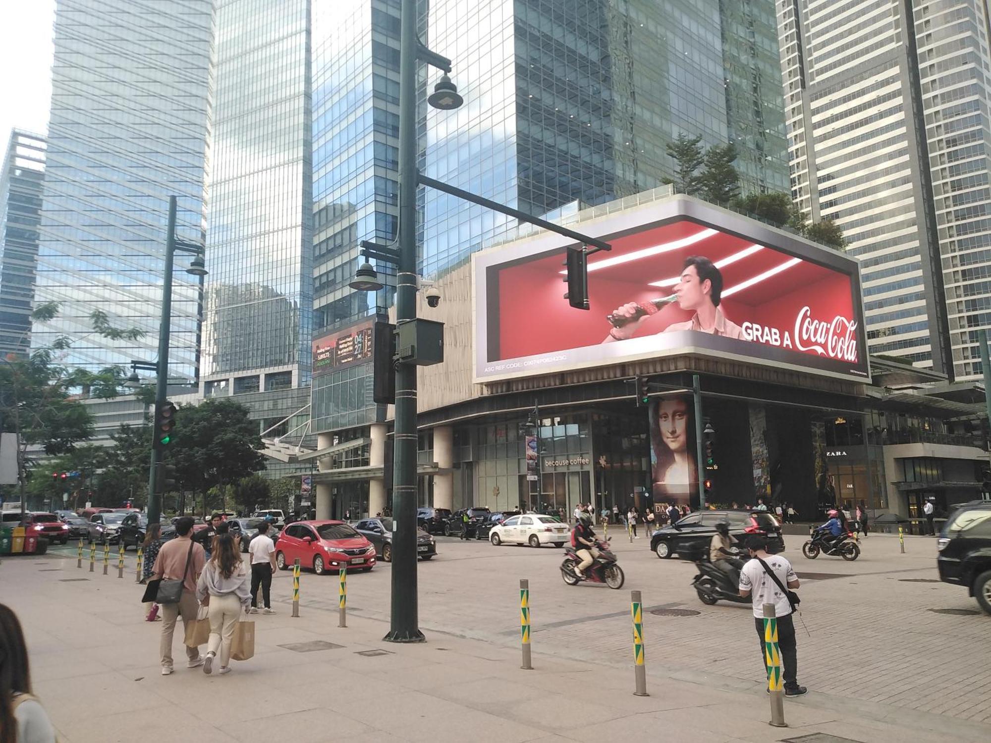 2 Bedrooms Units Forbes Area 5Th Avenue Bgc Center Манила Экстерьер фото